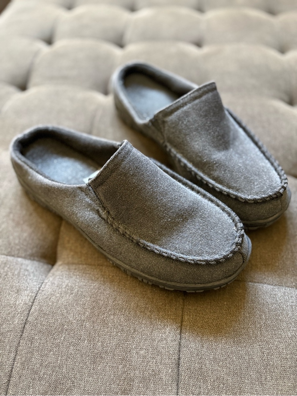 Men's Casual Canvas Loafers Slippers in Gray